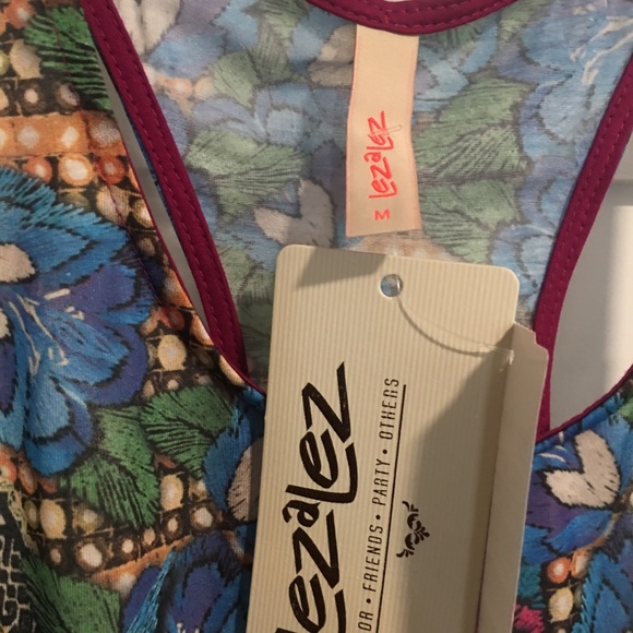 Lezalez Floral Racerback Tank w/great pattern - Picture 3 of 6